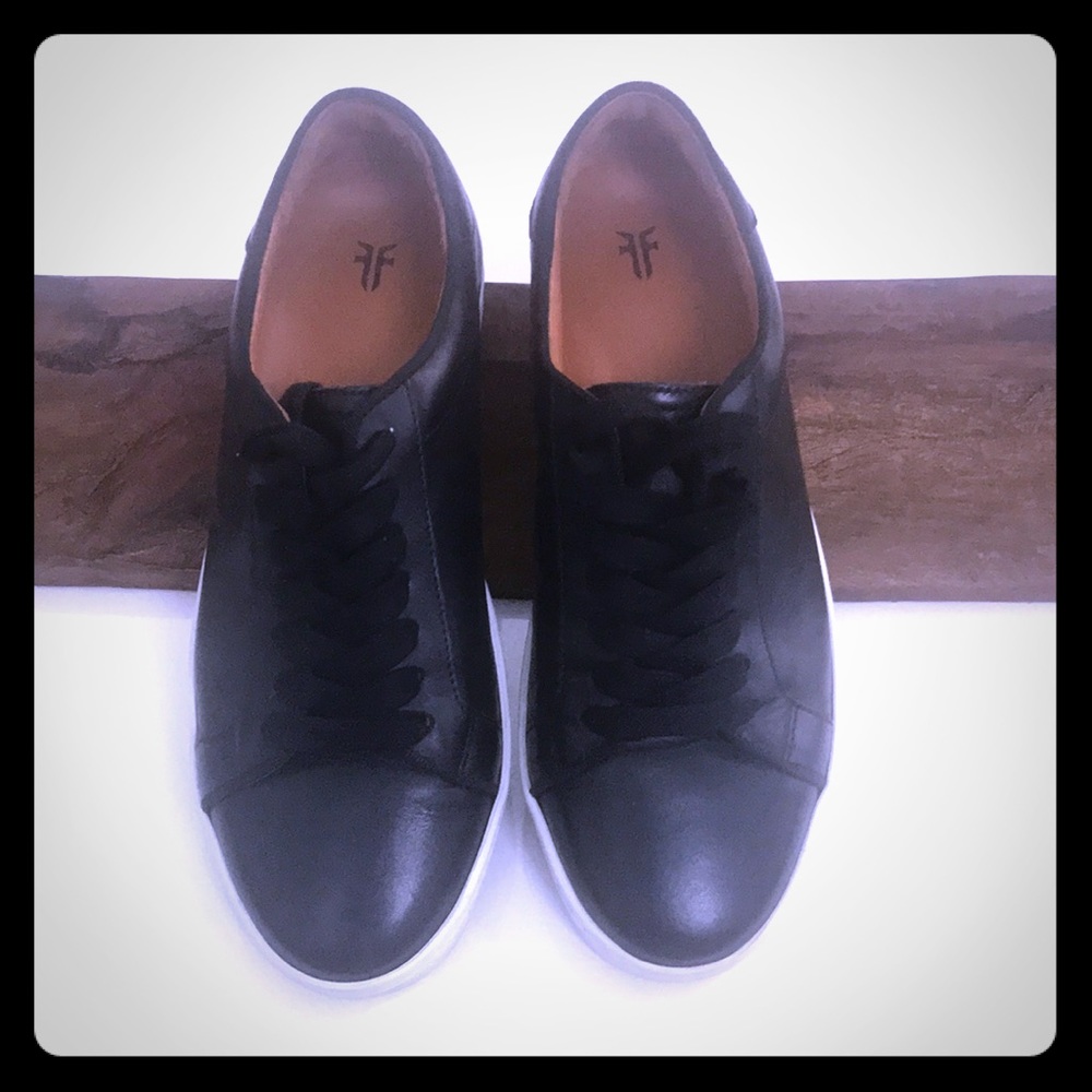 Soft Nappa Lamb Leather Frye sneakers!!!